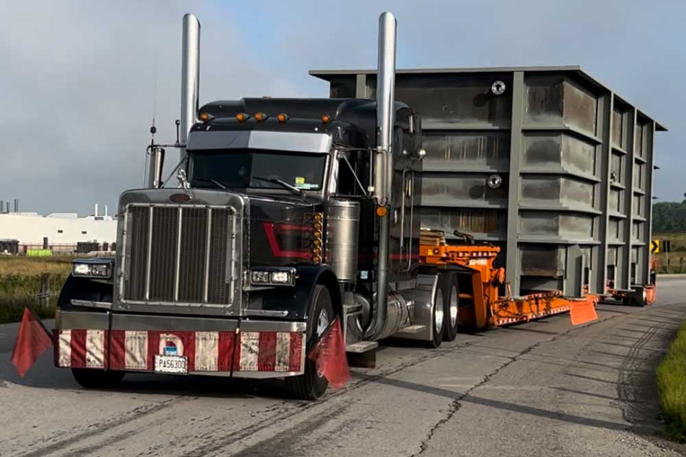 Heavy Haul Trucking Company, Ontario
